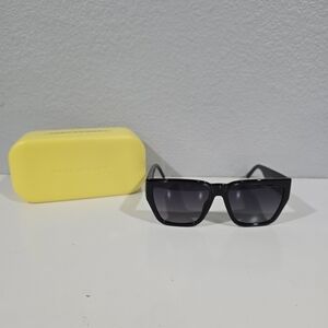 Marc Jacobs Black Sunglasses Polarized